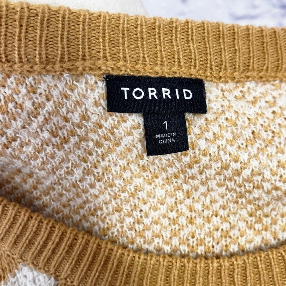 Torrid Popcorn Leopard Print Drop Shoulder Sweate… - image 4